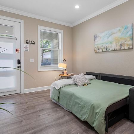 Cozy And Spacious 4Br House With Pool In Tampa Ngoại thất bức ảnh