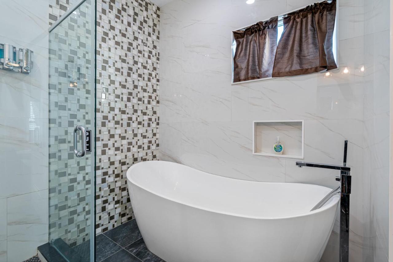 Cozy And Spacious 4Br House With Pool In Tampa Ngoại thất bức ảnh